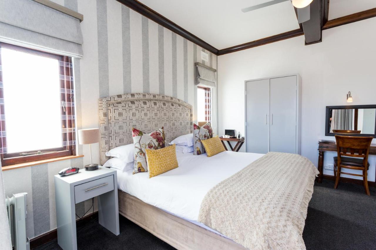 Maartens Guesthouse Cape Town Bagian luar foto