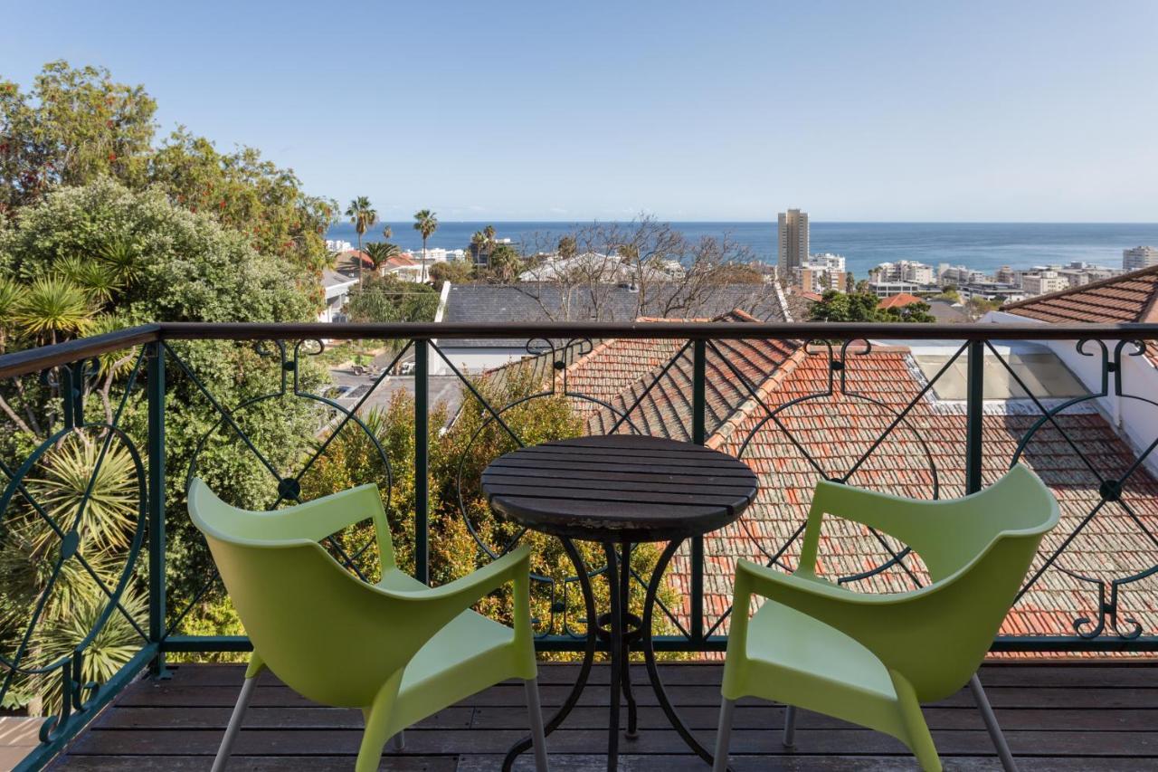 Maartens Guesthouse Cape Town Bagian luar foto