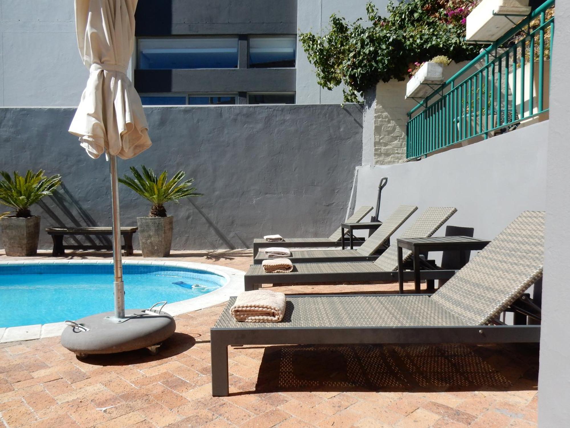 Maartens Guesthouse Cape Town Bagian luar foto